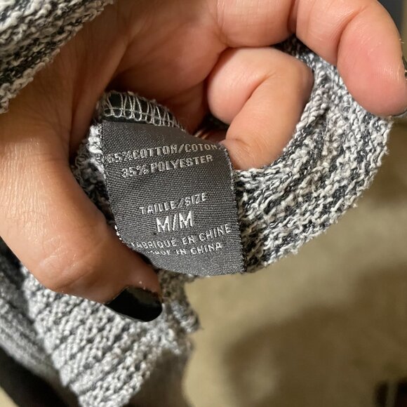 Suzy Shier | Gray Short Sleeve Shirt - Picture 5 of 5